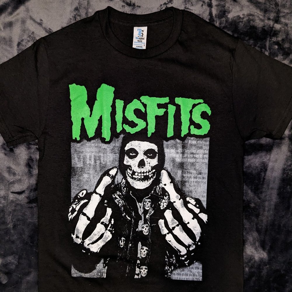 Misfits  - middle finger album cover